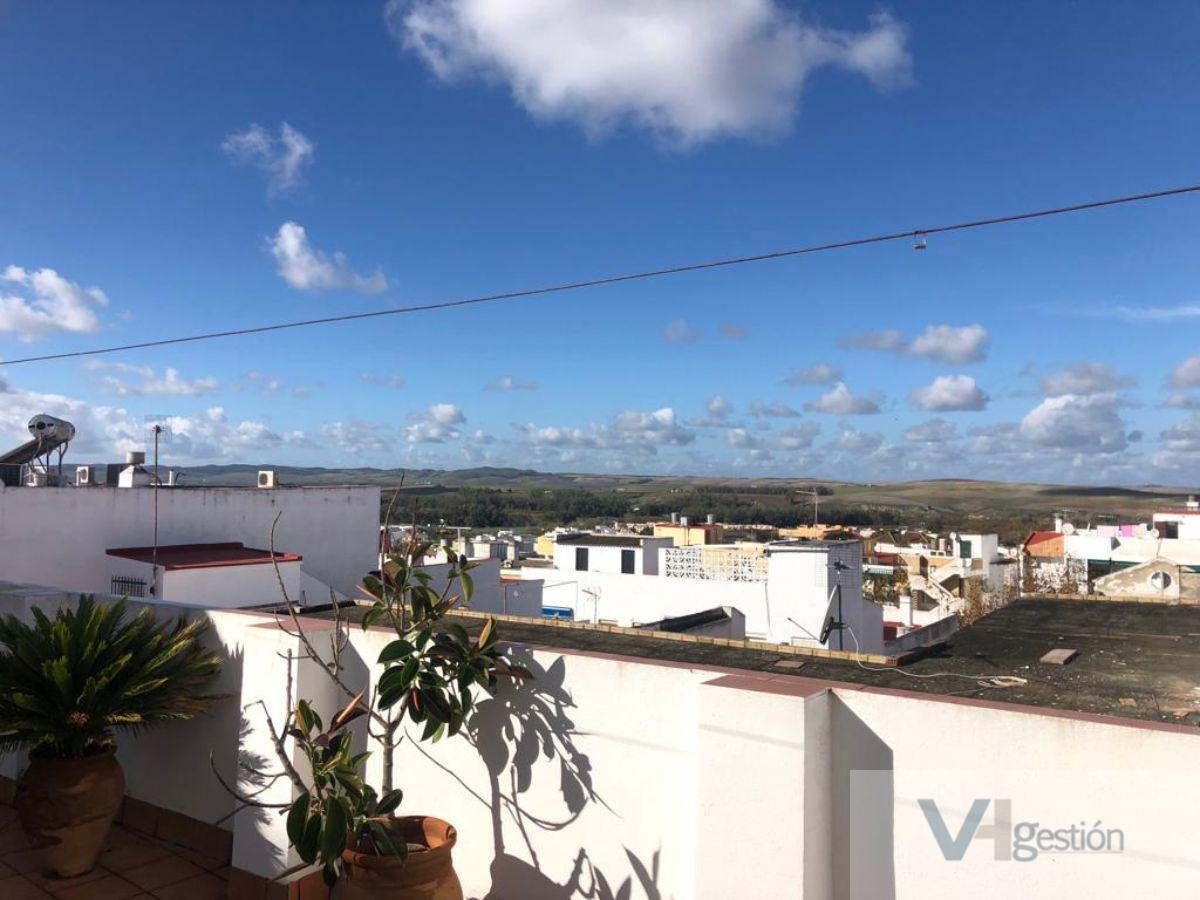 For sale of house in Villamartín