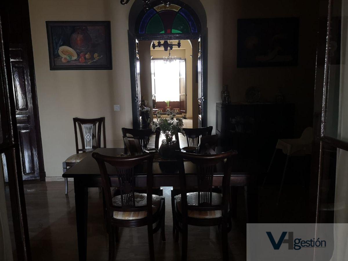 For sale of house in Villamartín