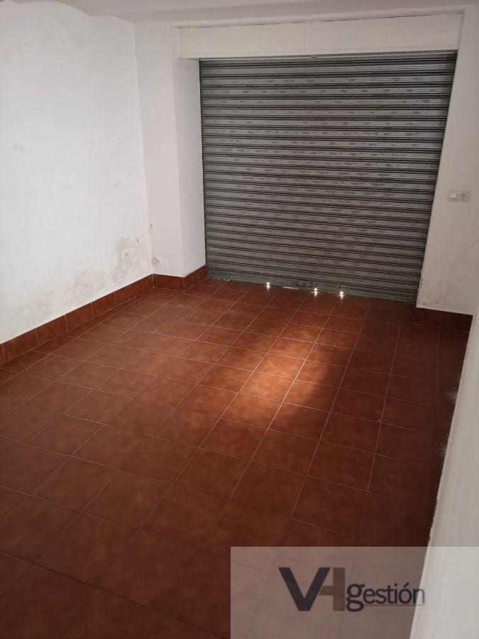 For sale of house in Villamartín