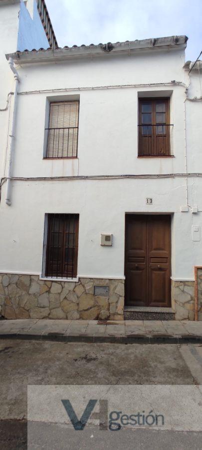 For sale of house in El Gastor