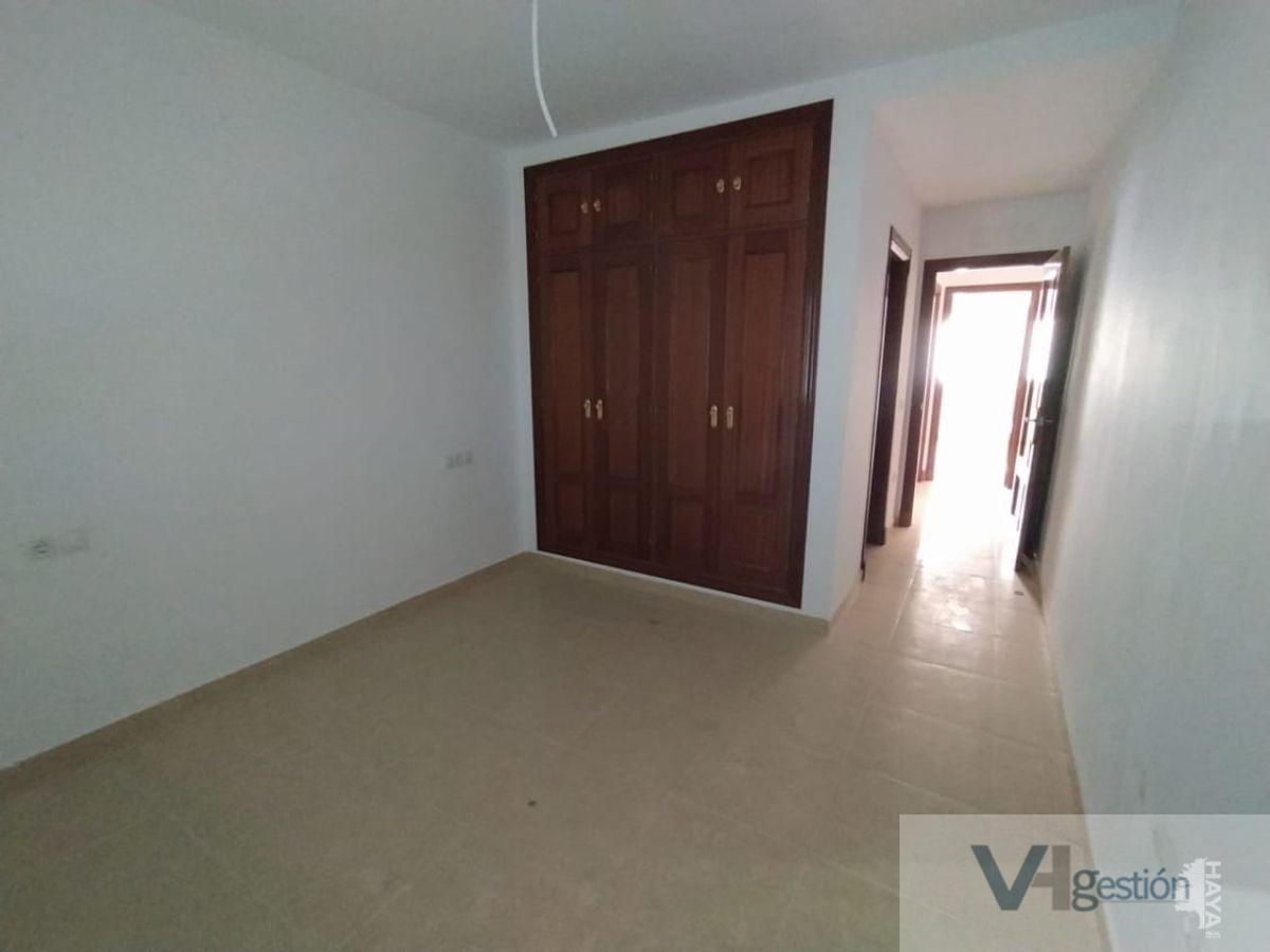 For sale of flat in Puerto Serrano