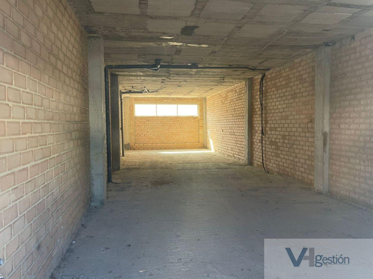 For sale of commercial in Villamartín