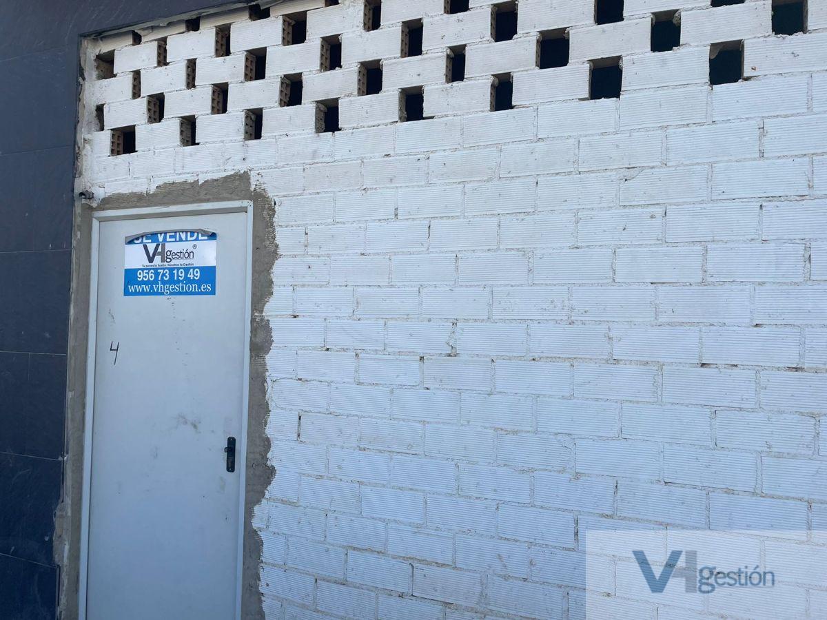 For sale of commercial in Villamartín