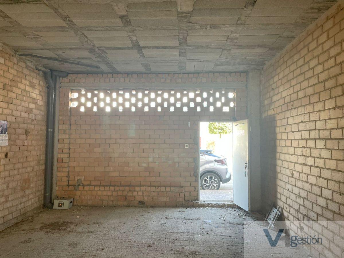 For sale of commercial in Villamartín
