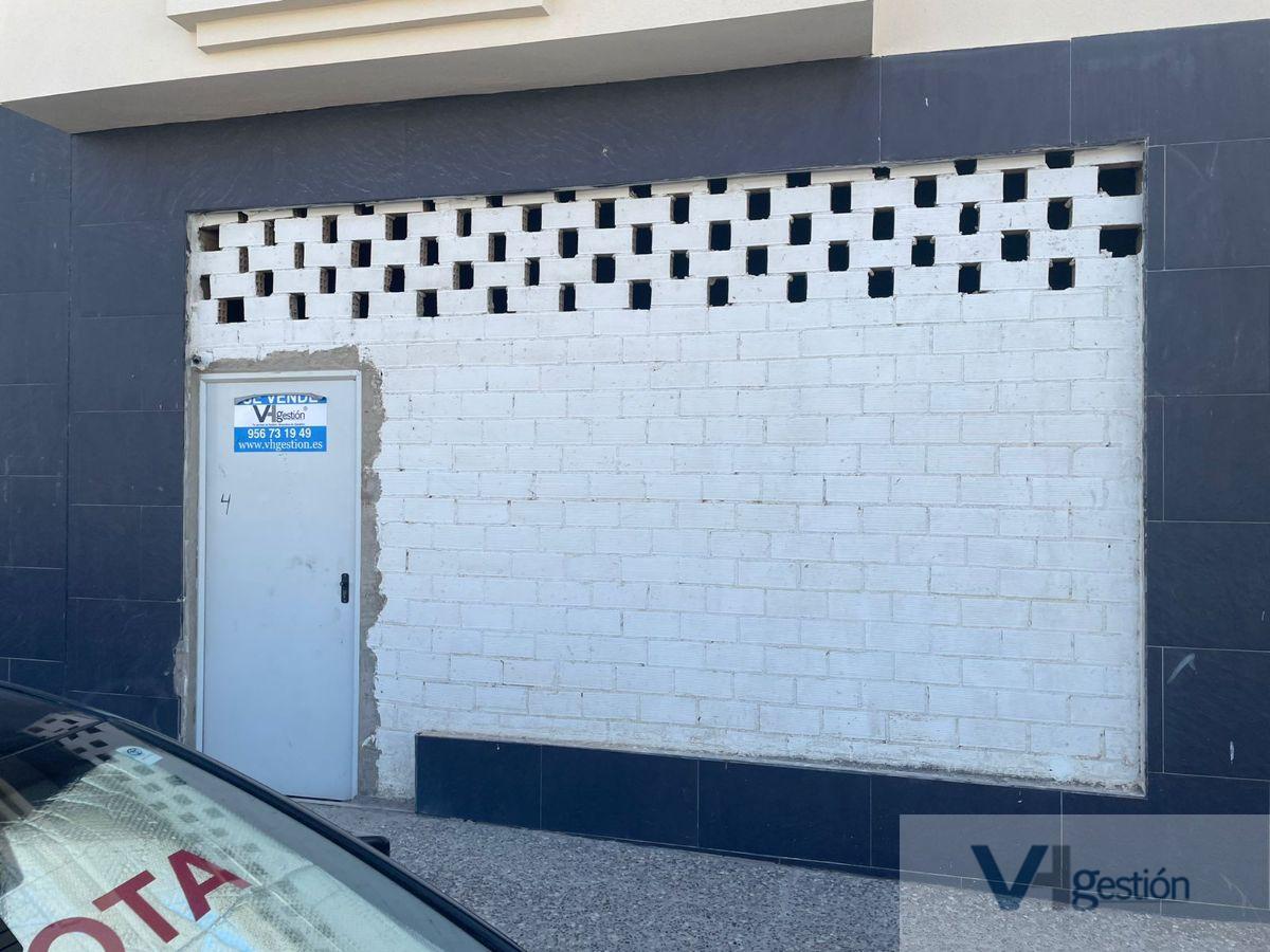 For sale of commercial in Villamartín