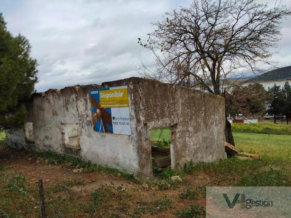For sale of land in Bornos
