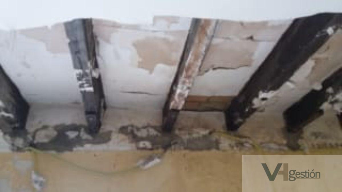 For sale of flat in Arcos de la Frontera