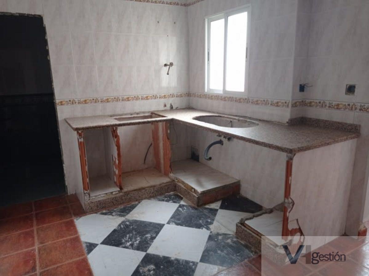 For sale of flat in Villamartín