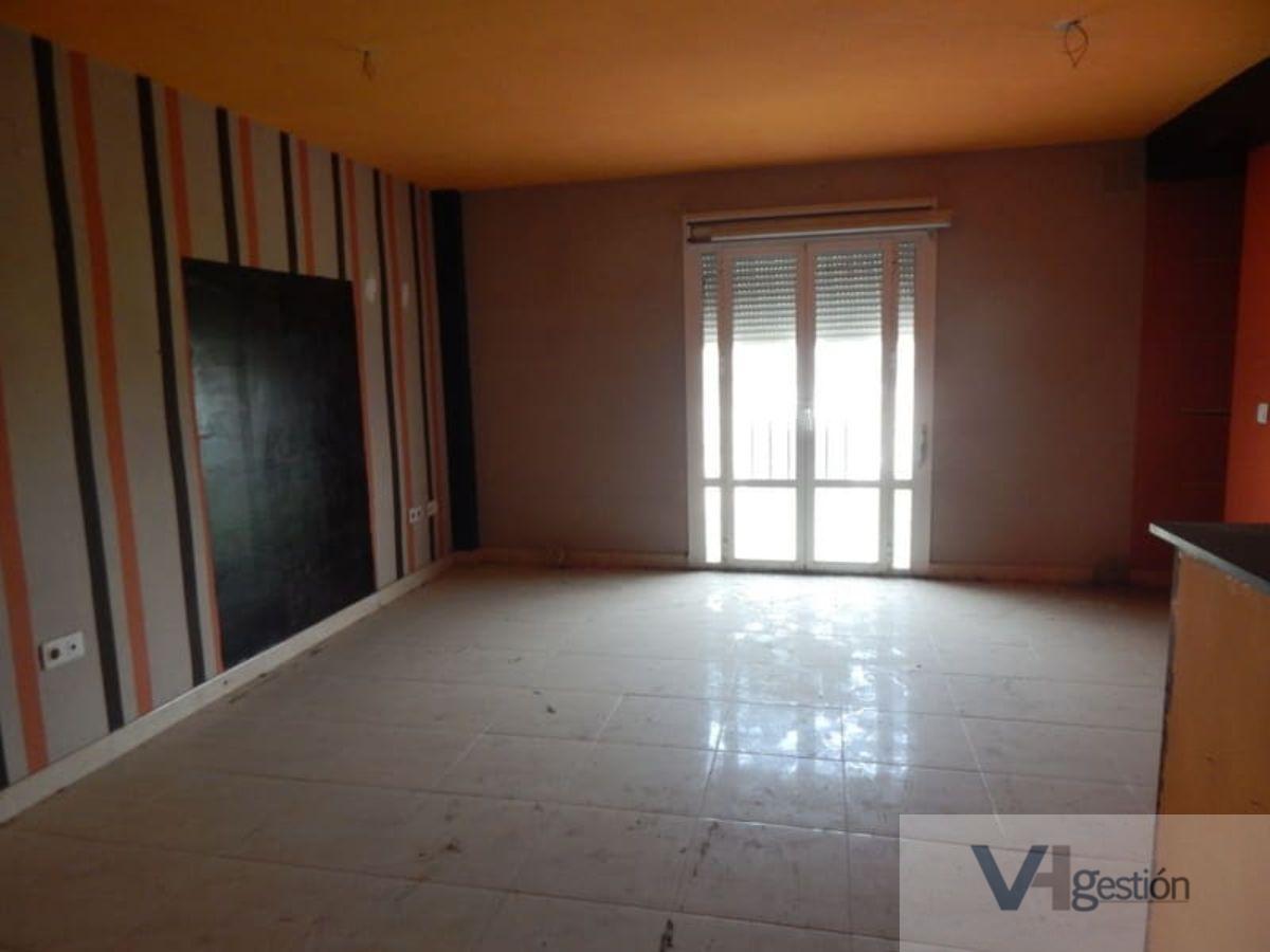 For sale of flat in Villamartín