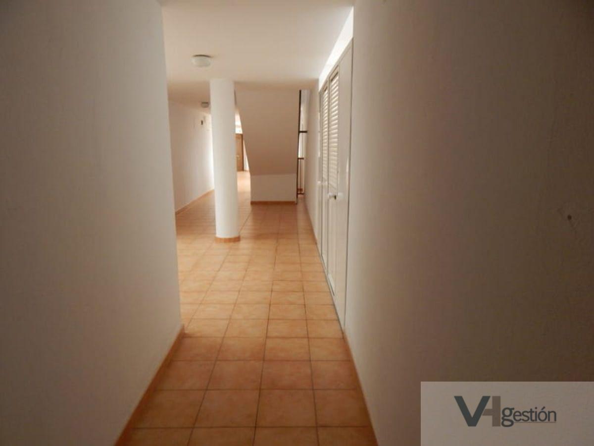 For sale of flat in Villamartín