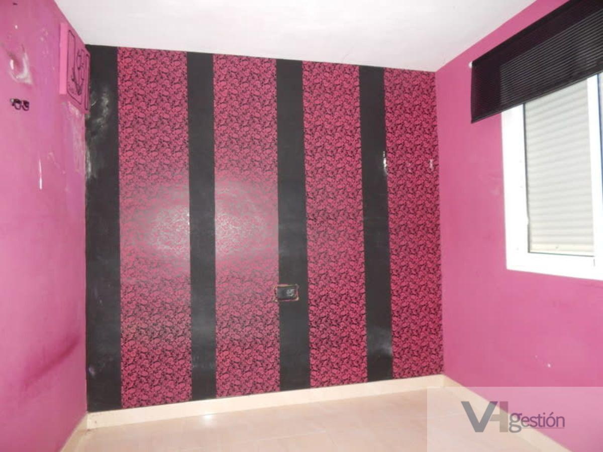 For sale of flat in Villamartín