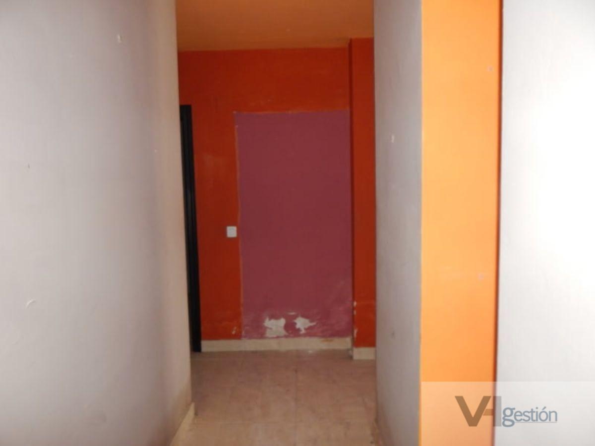 For sale of flat in Villamartín