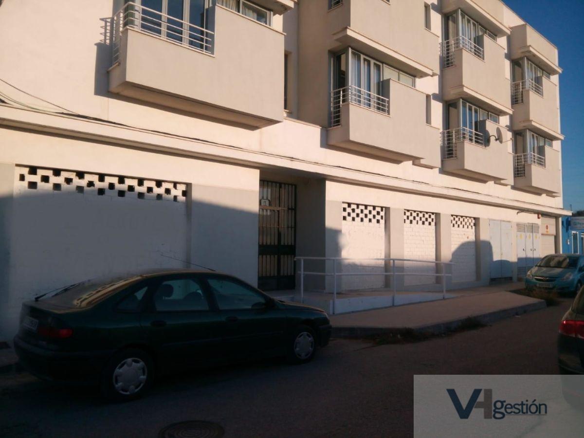 For sale of garage in Villamartín