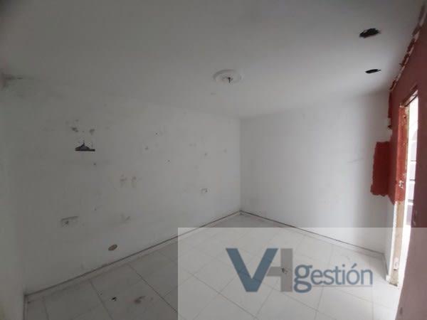For sale of house in Villamartín