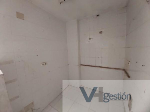 For sale of house in Villamartín