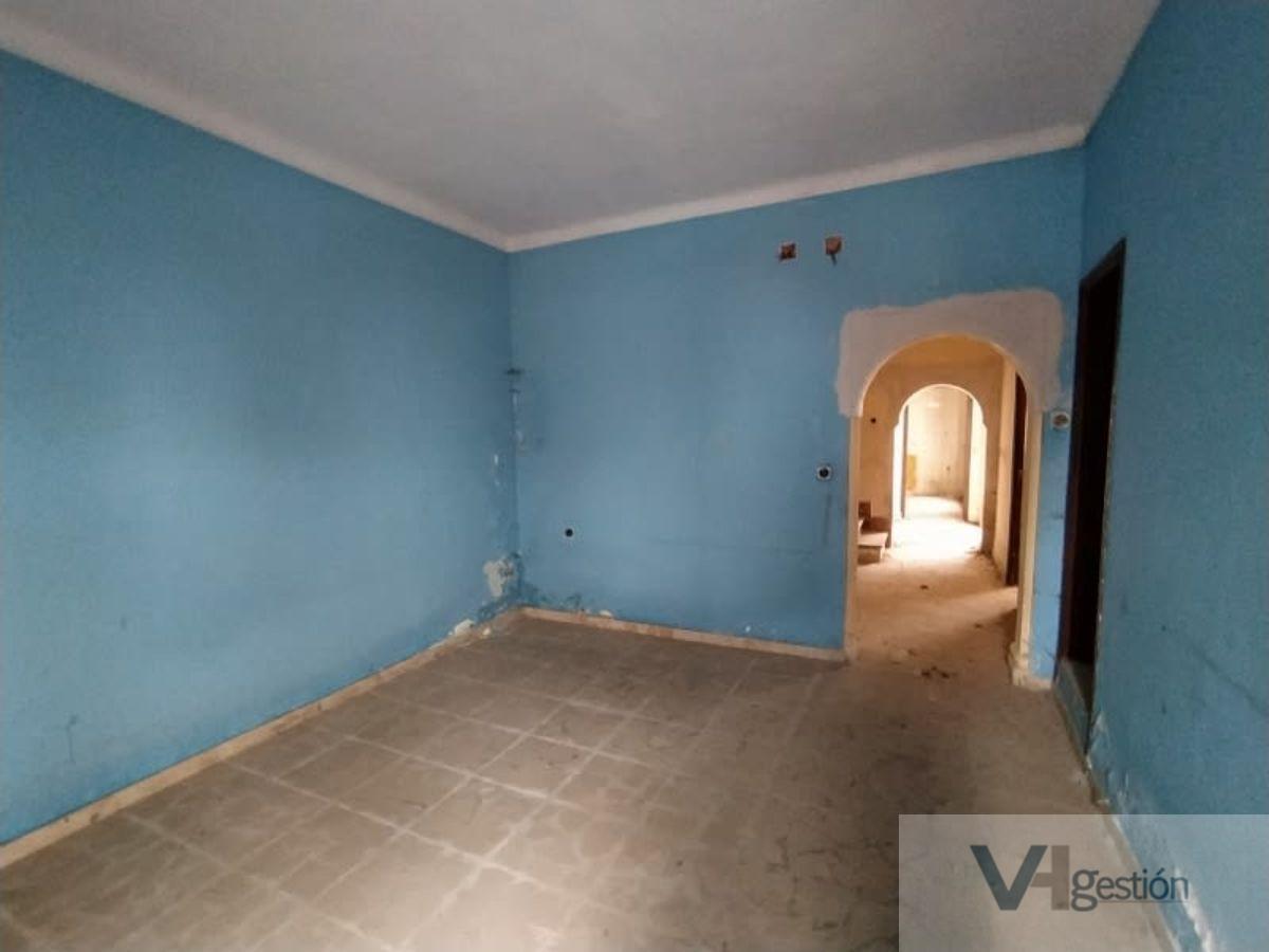 For sale of house in Villamartín