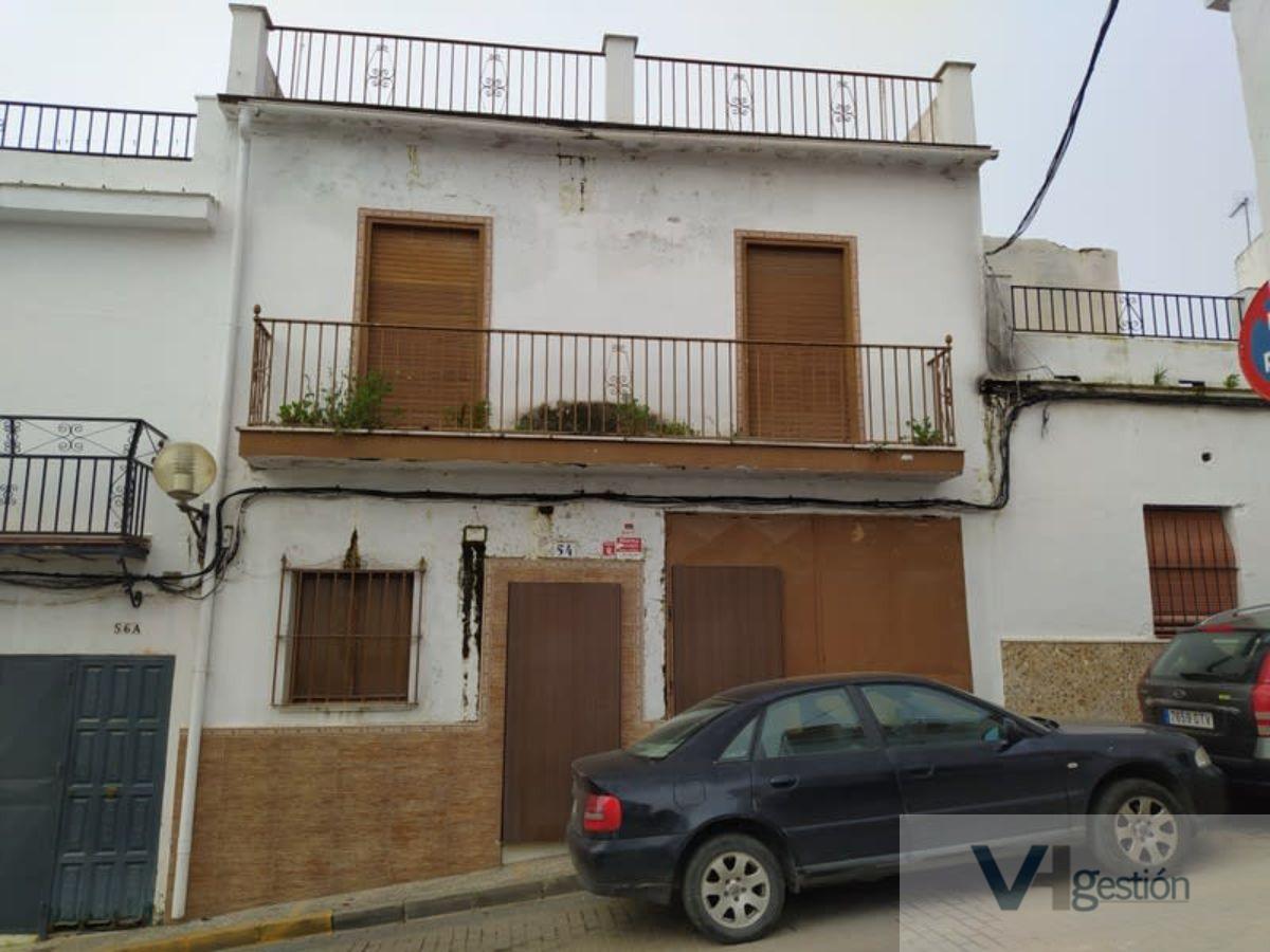 For sale of house in Villamartín