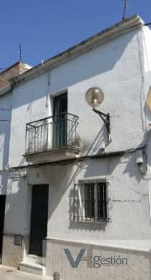 For sale of house in Villamartín