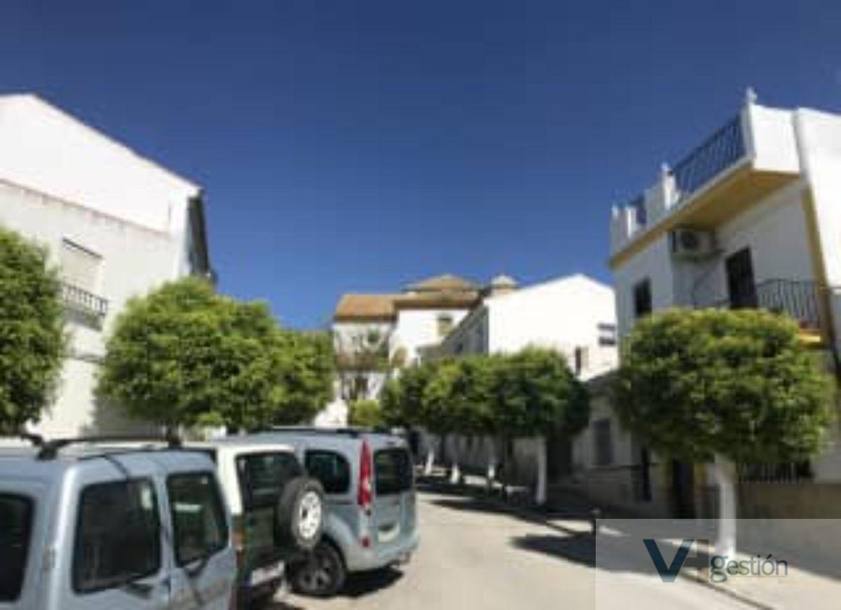 For sale of house in Villamartín