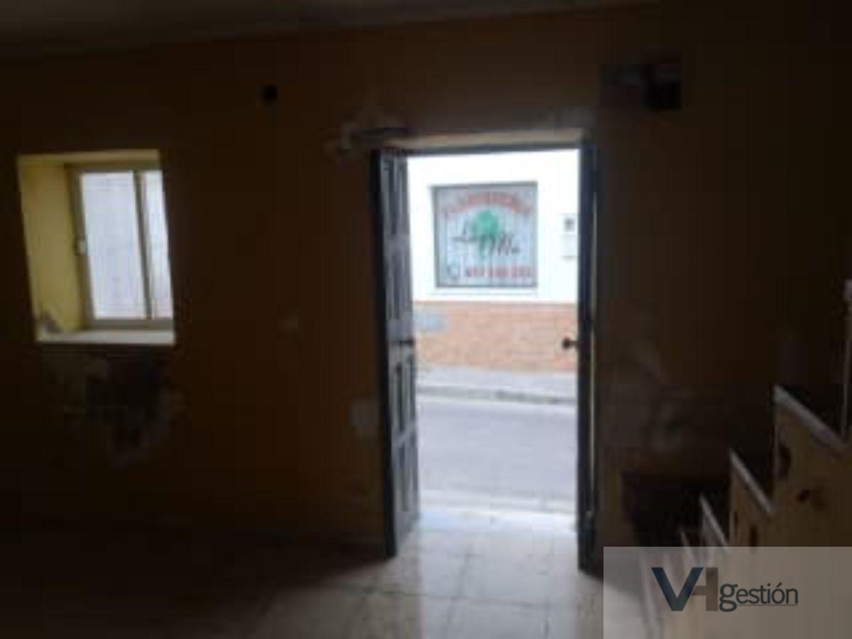For sale of house in Villamartín