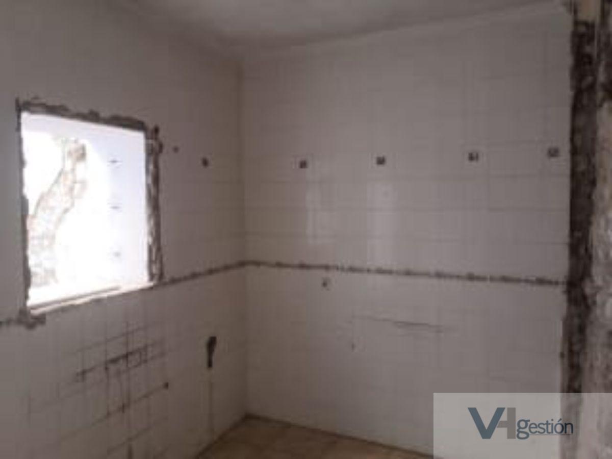For sale of house in Villamartín