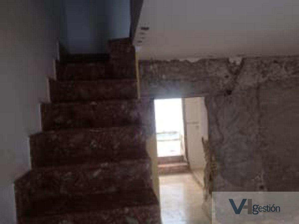 For sale of house in Villamartín
