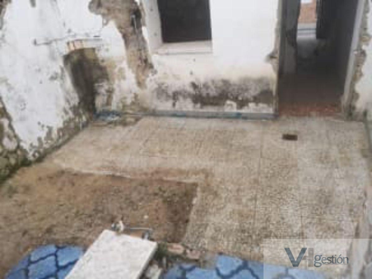 For sale of house in Villamartín