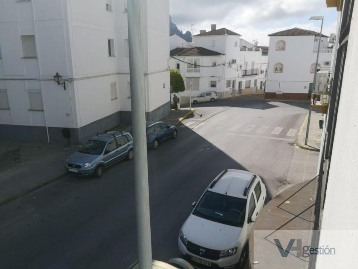 For sale of flat in Ubrique