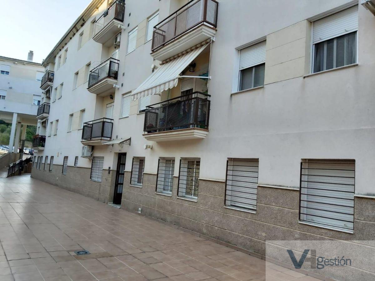 For sale of flat in Ubrique