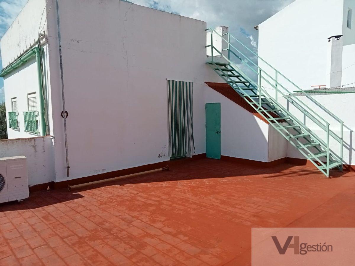 For sale of house in Villamartín