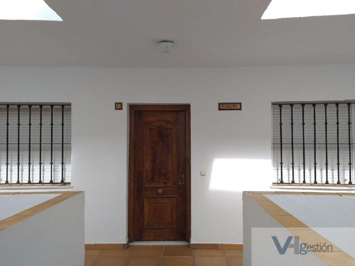 For sale of flat in Prado del Rey