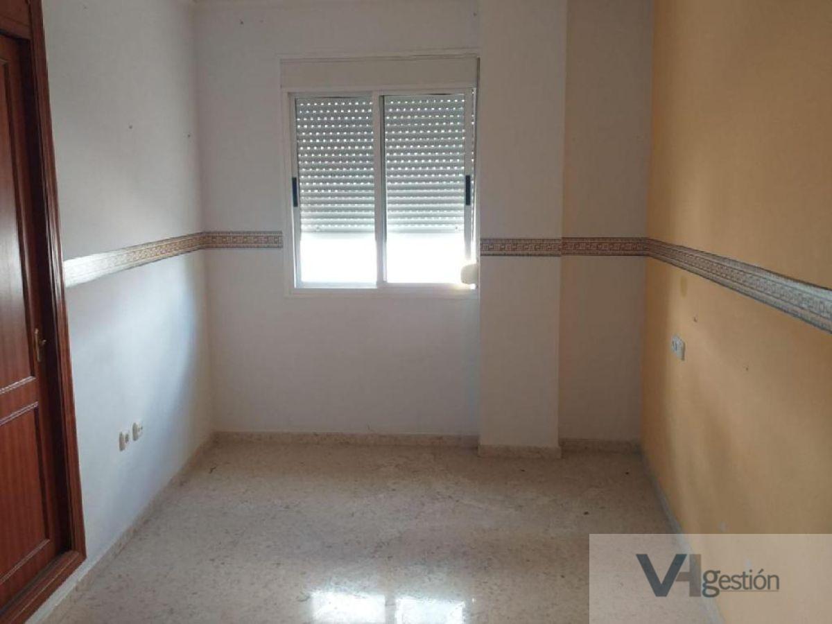 For sale of flat in Prado del Rey