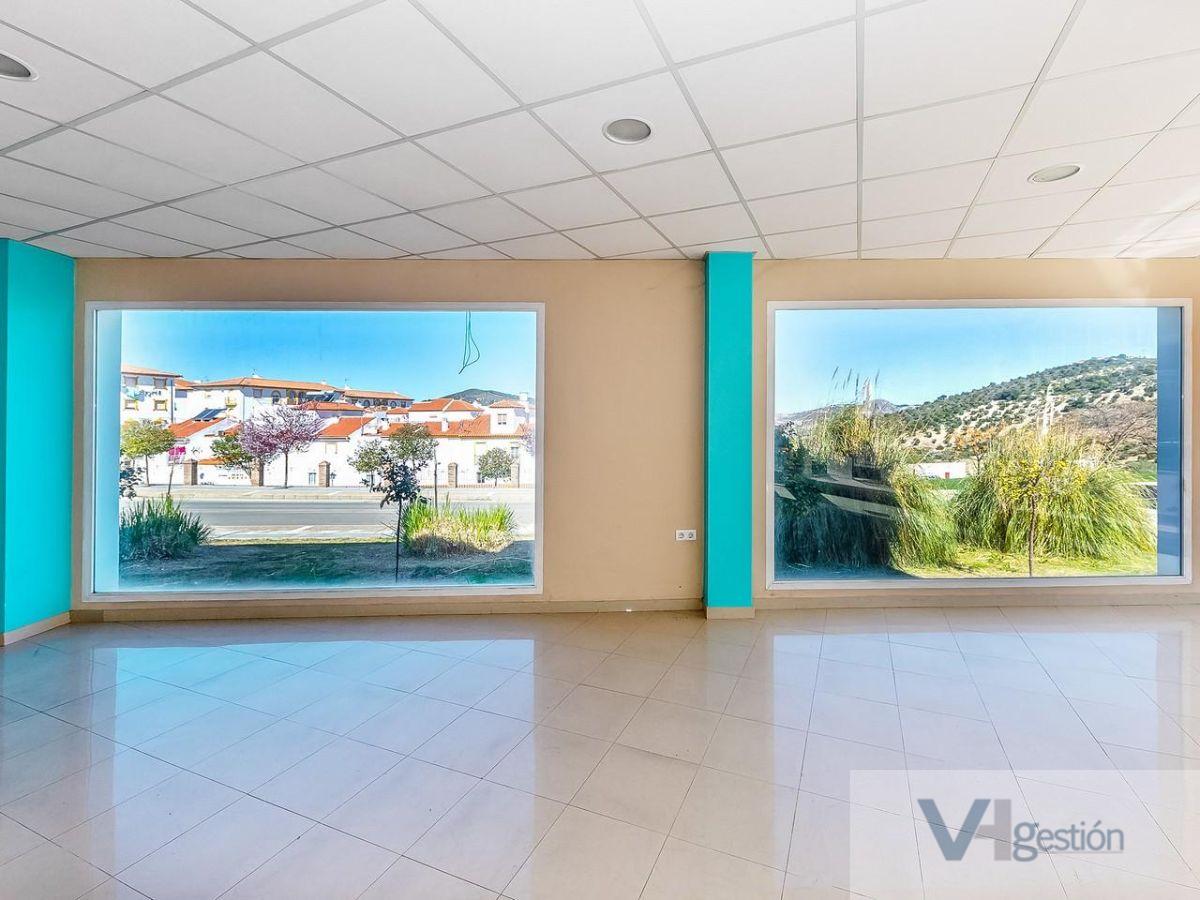 For sale of commercial in Olvera