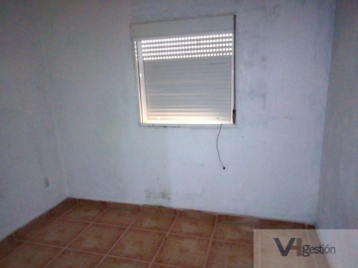 For sale of house in Villamartín