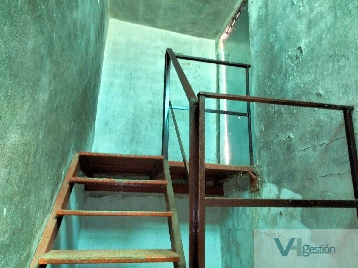 For sale of house in Villamartín