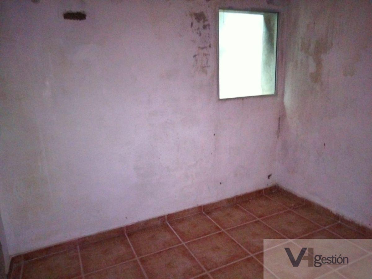 For sale of house in Villamartín