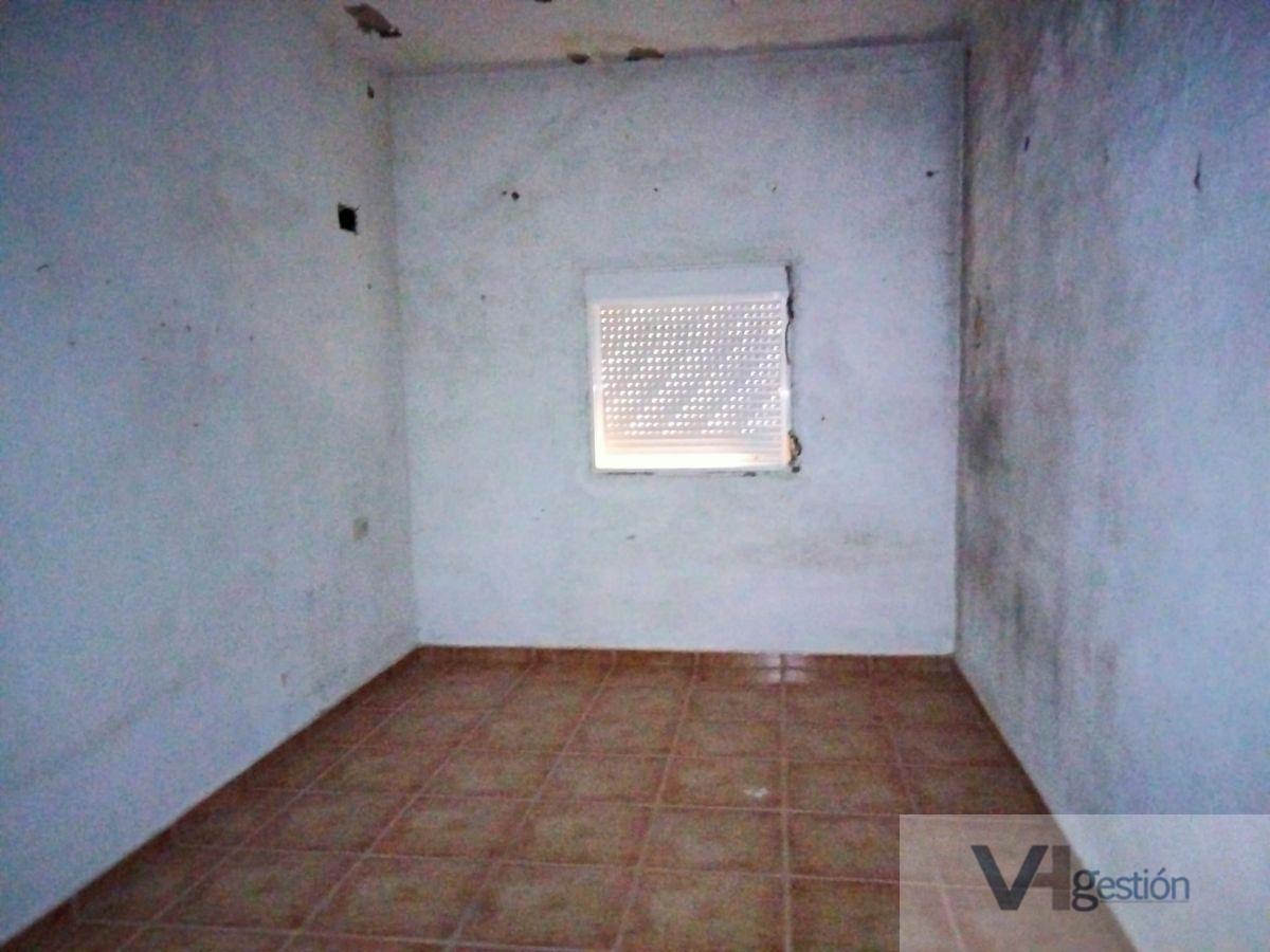 For sale of house in Villamartín