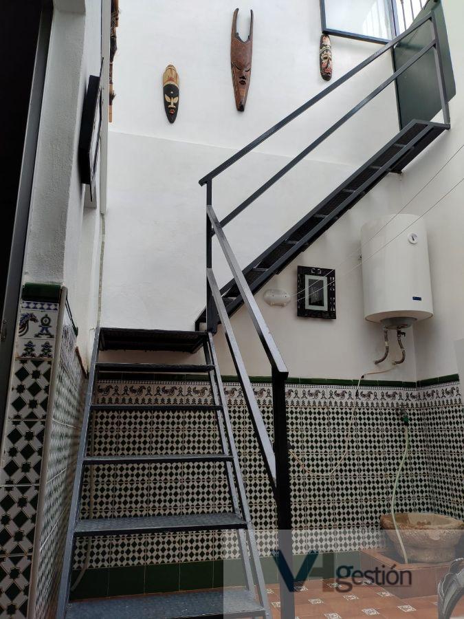 For sale of house in Villamartín