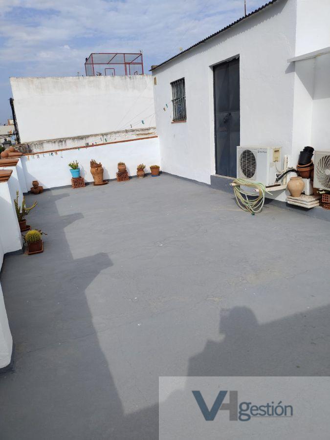 For sale of house in Villamartín