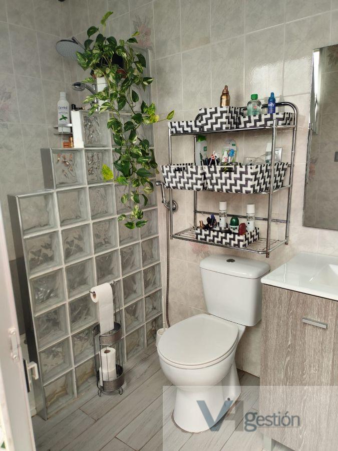 For sale of house in Villamartín