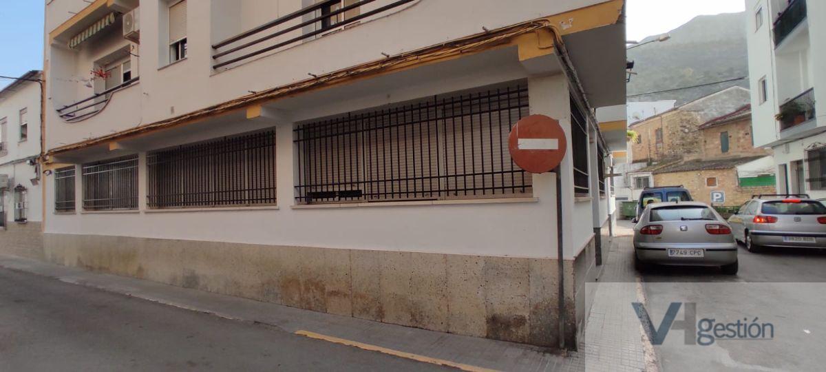 Venta de local comercial en Ubrique