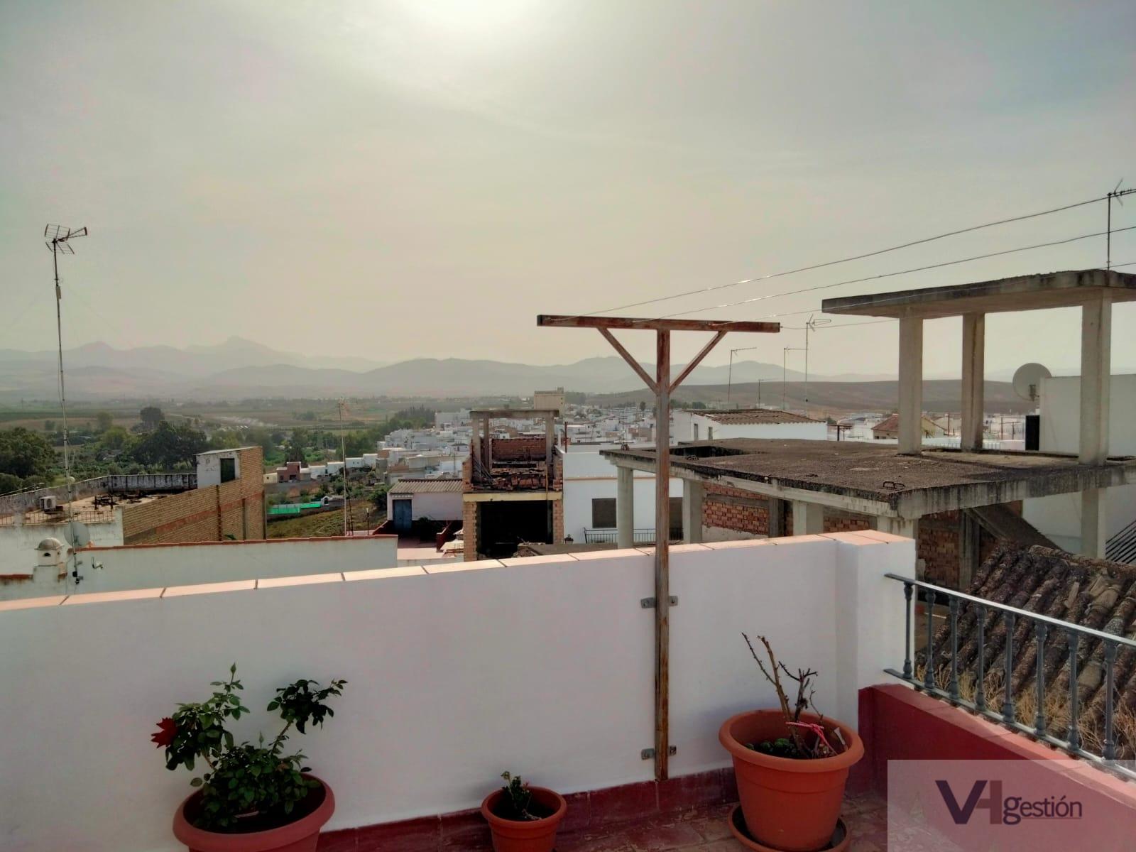 For sale of house in Villamartín