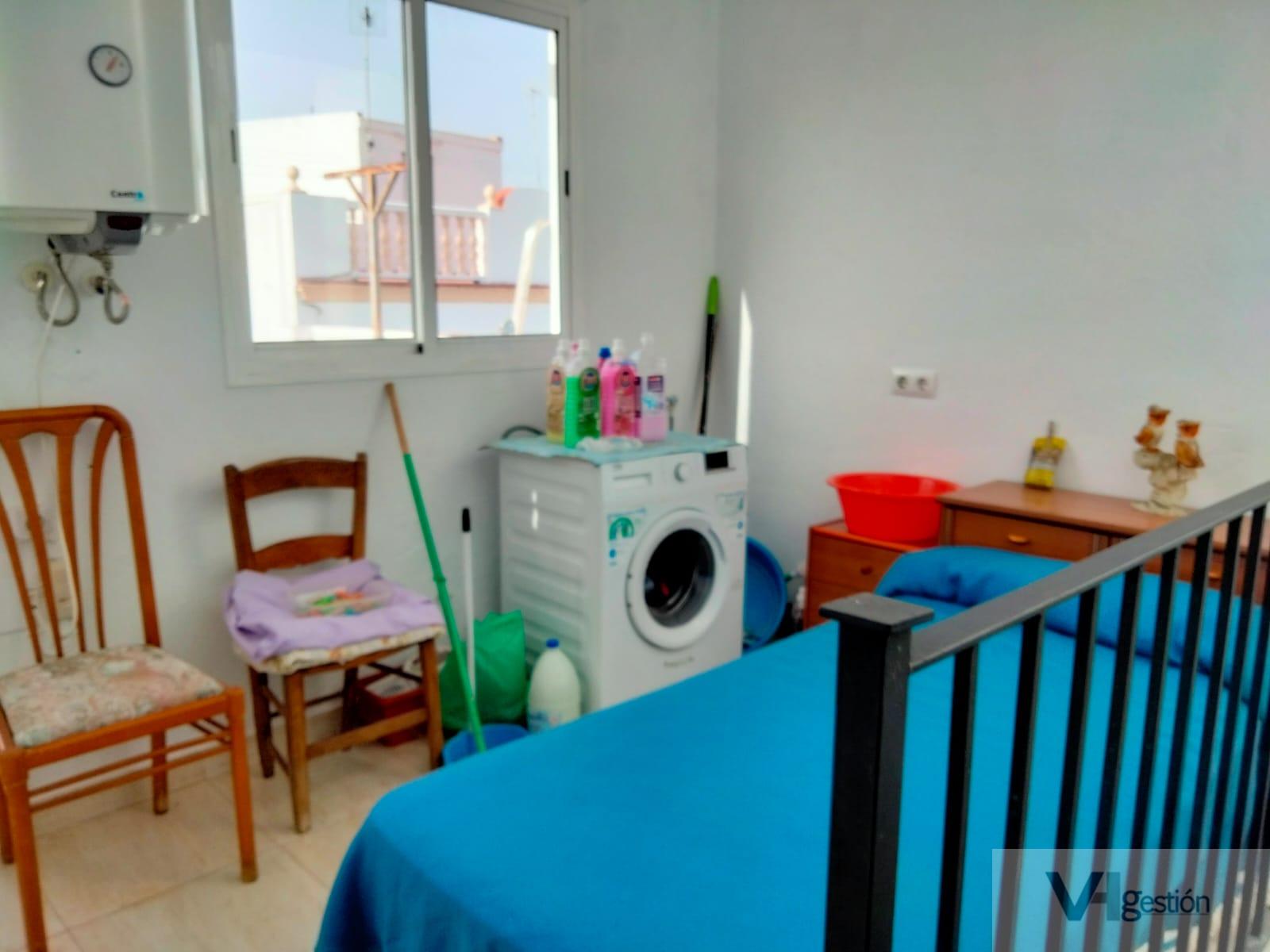 For sale of house in Villamartín