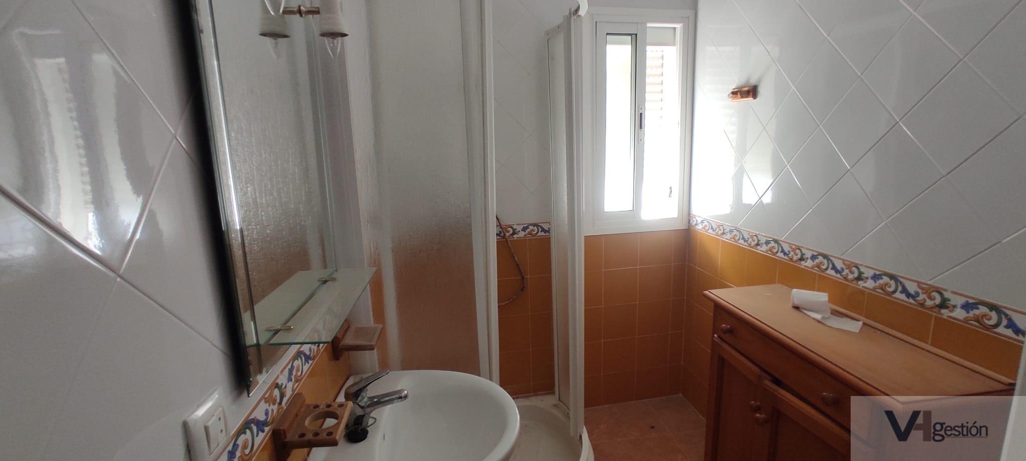 For sale of house in Villamartín