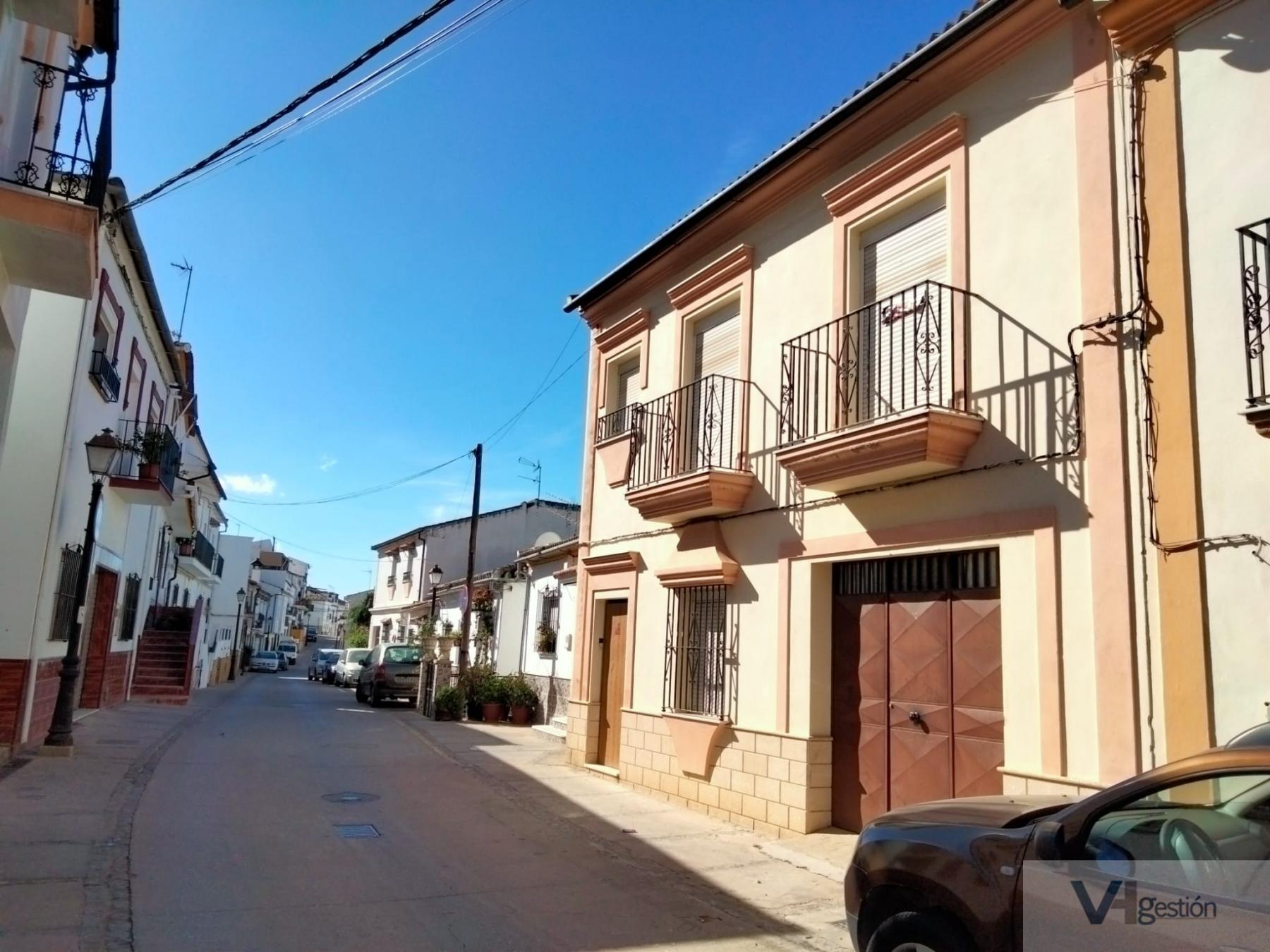 For sale of house in El Bosque