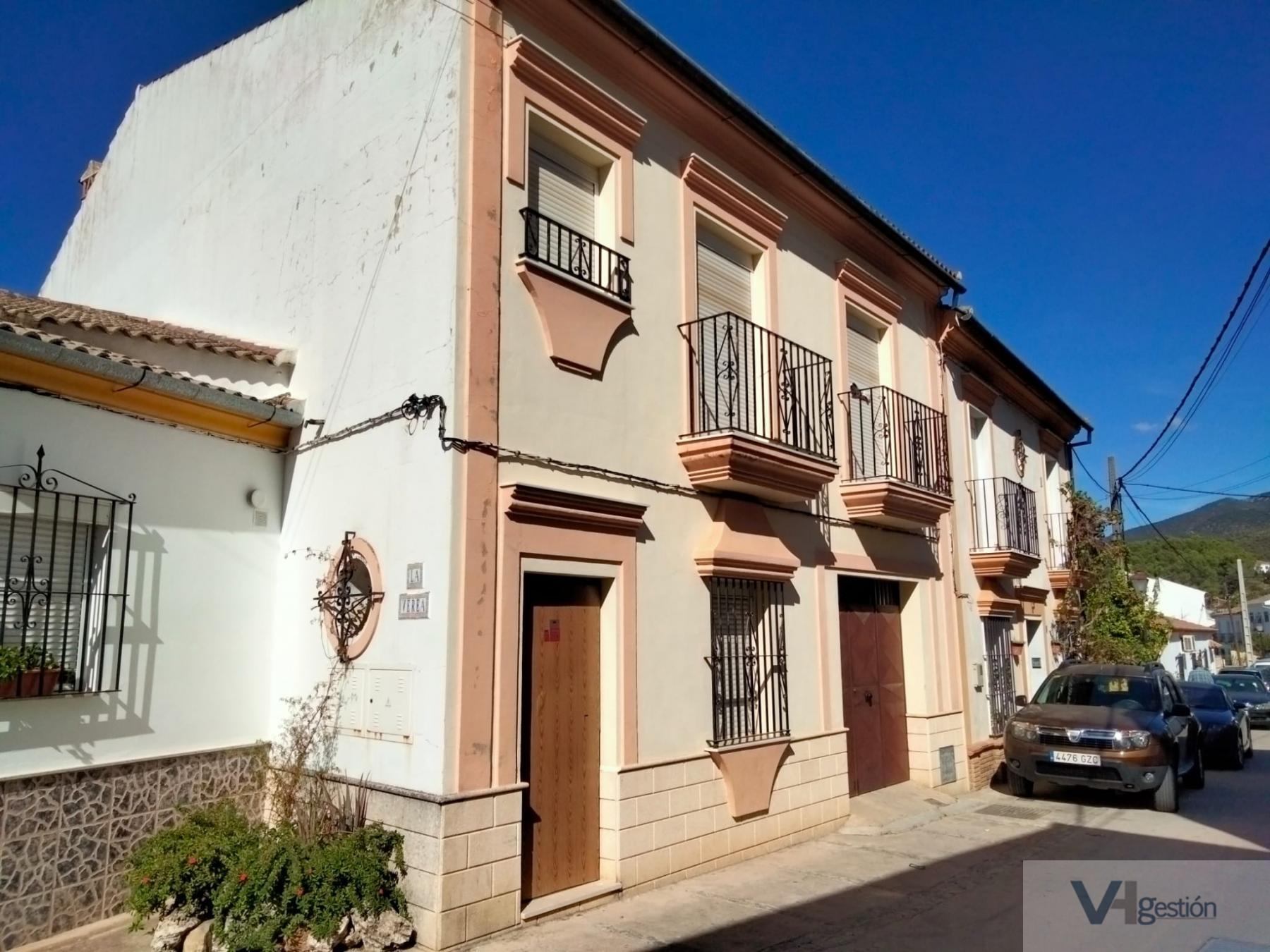 For sale of house in El Bosque
