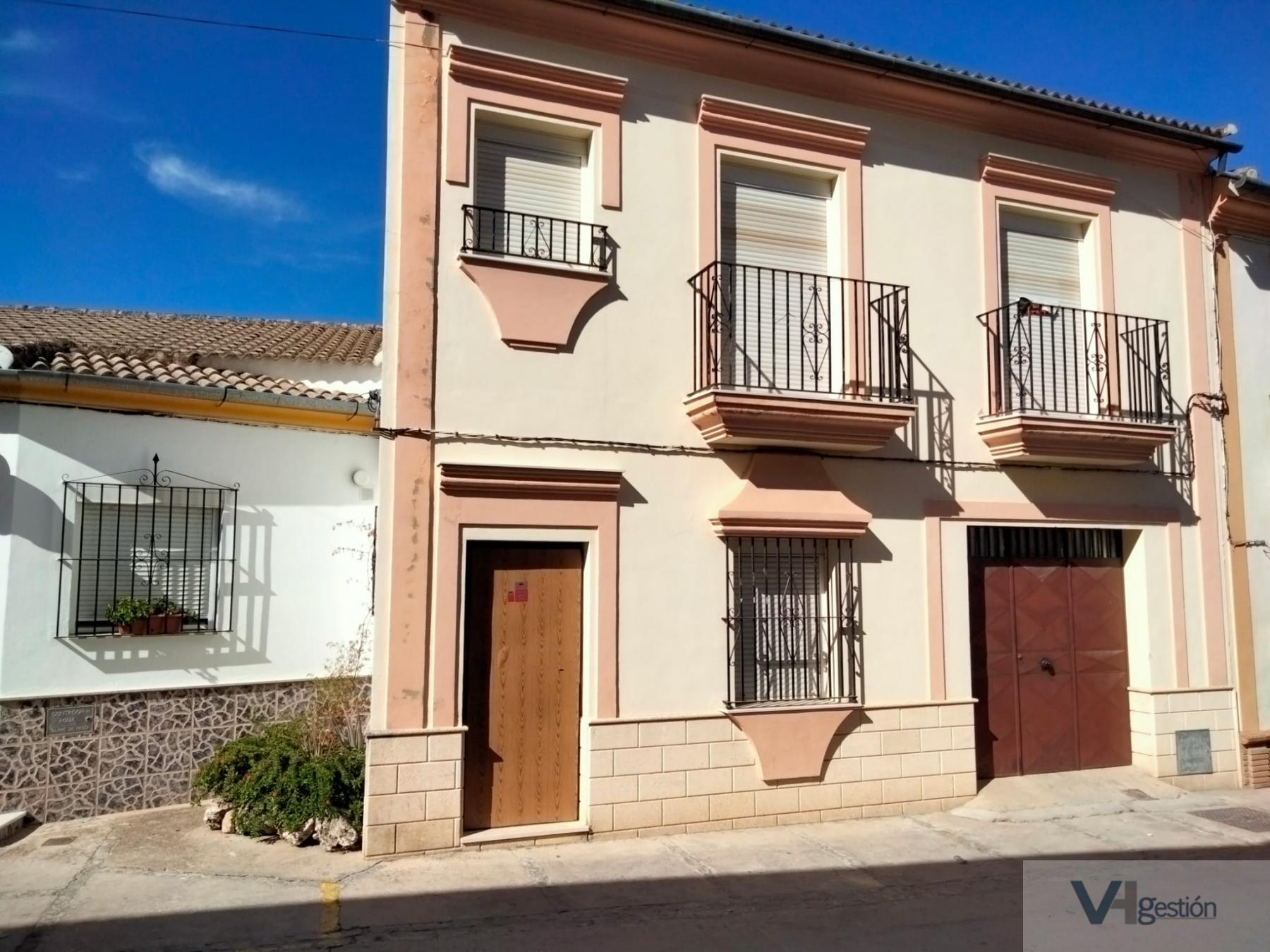 For sale of house in El Bosque