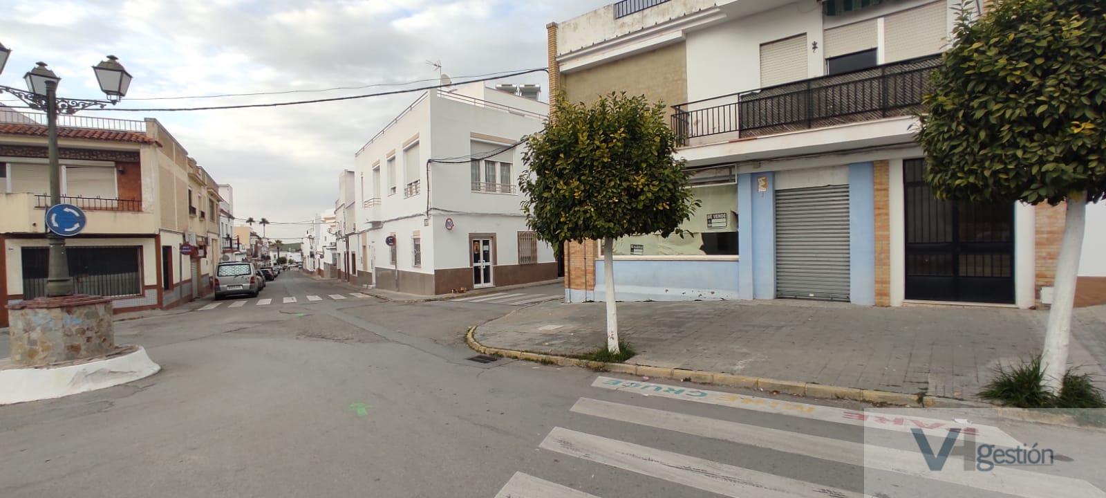 For sale of commercial in Villamartín