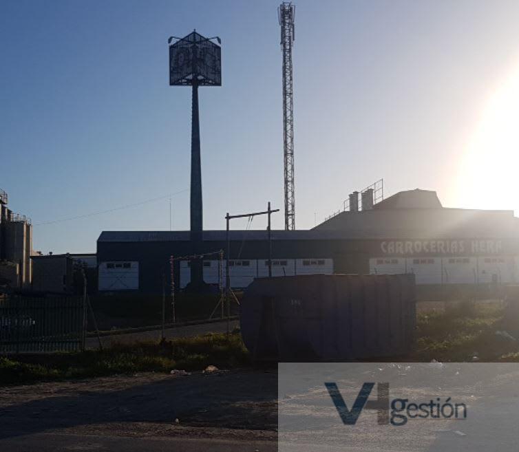 For sale of industrial plant/warehouse in Jerez de la Frontera