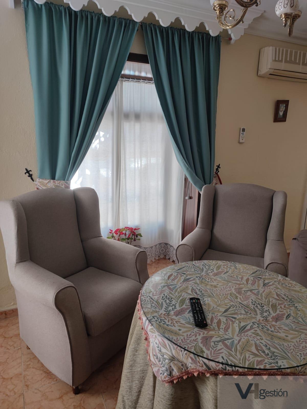 For sale of flat in Villamartín